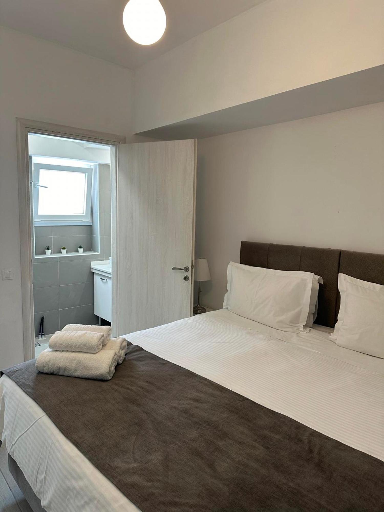 Moongarden Aparthotel Mithimna Ngoại thất bức ảnh