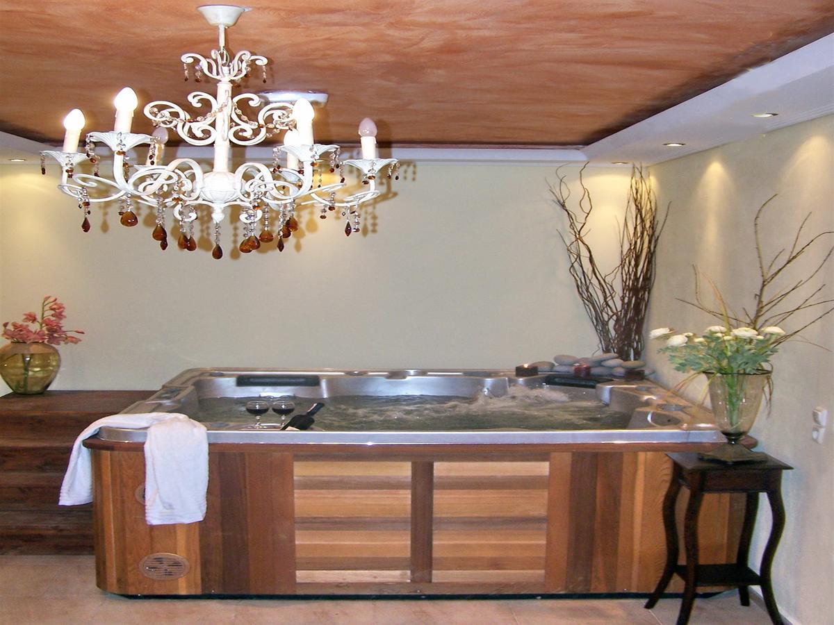 Moongarden Aparthotel Mithimna Ngoại thất bức ảnh