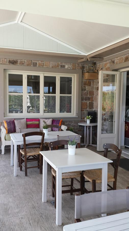 Moongarden Aparthotel Mithimna Ngoại thất bức ảnh